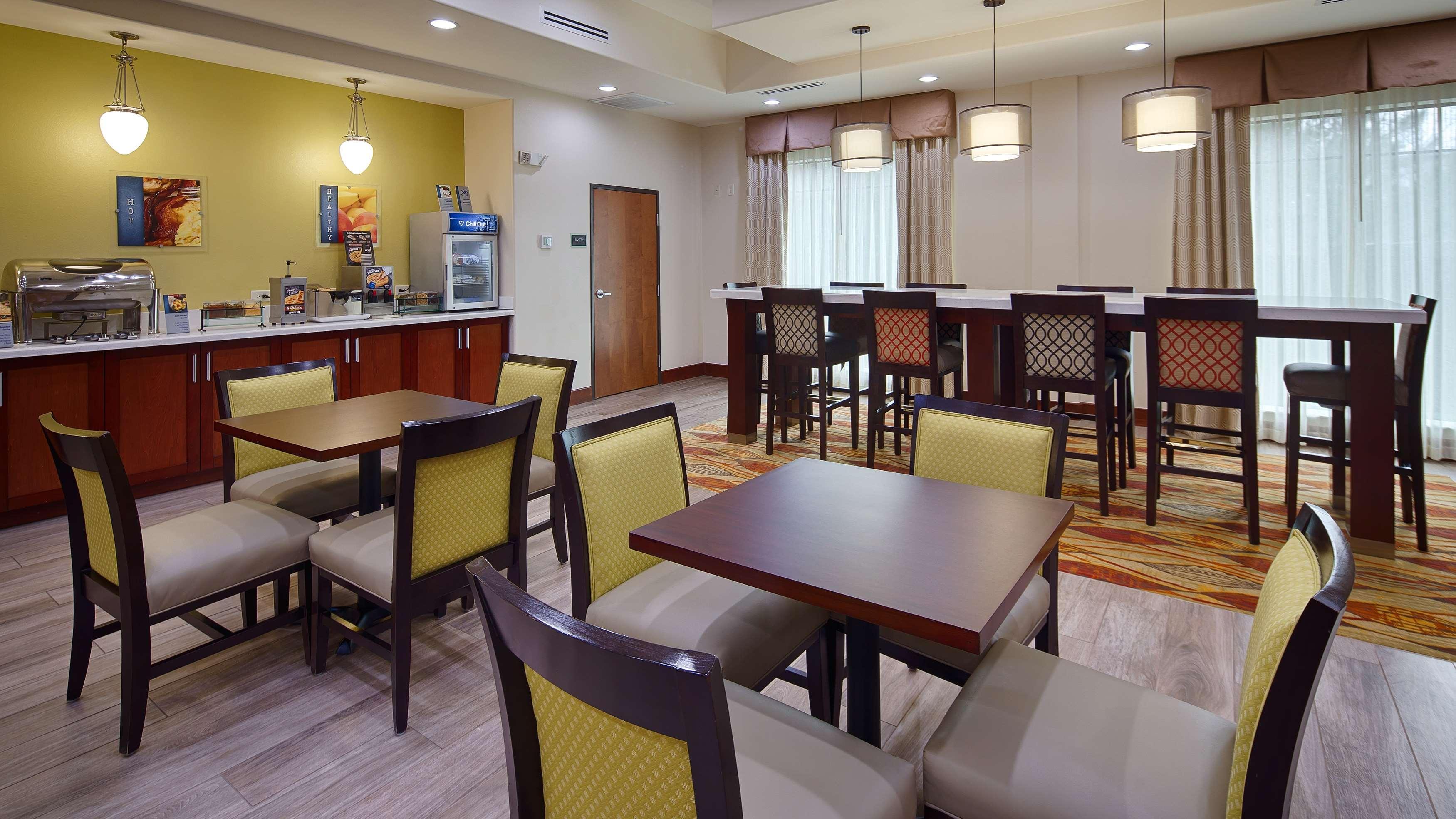 Best Western Plus Spring Inn & Suites Ngoại thất bức ảnh