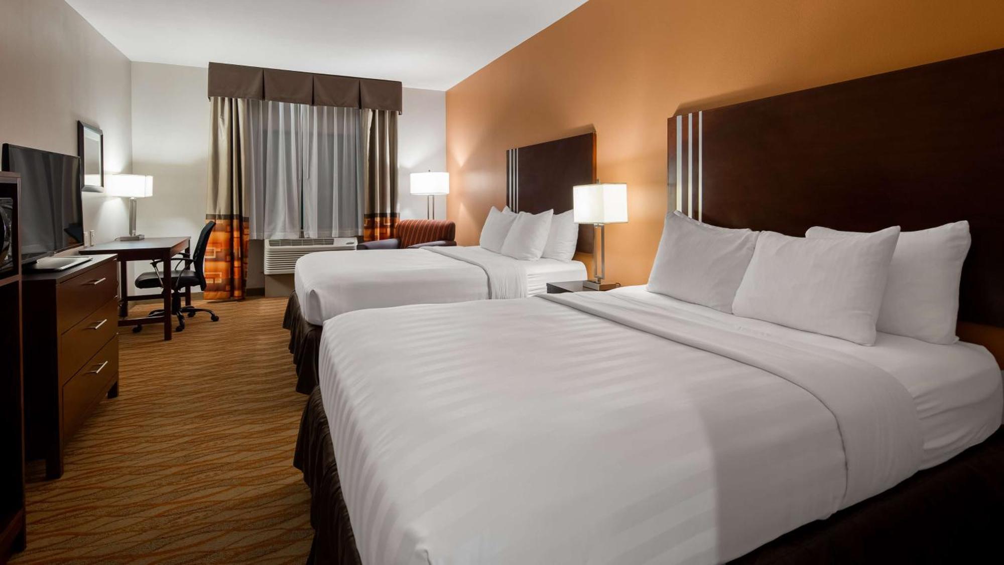 Best Western Plus Spring Inn & Suites Ngoại thất bức ảnh