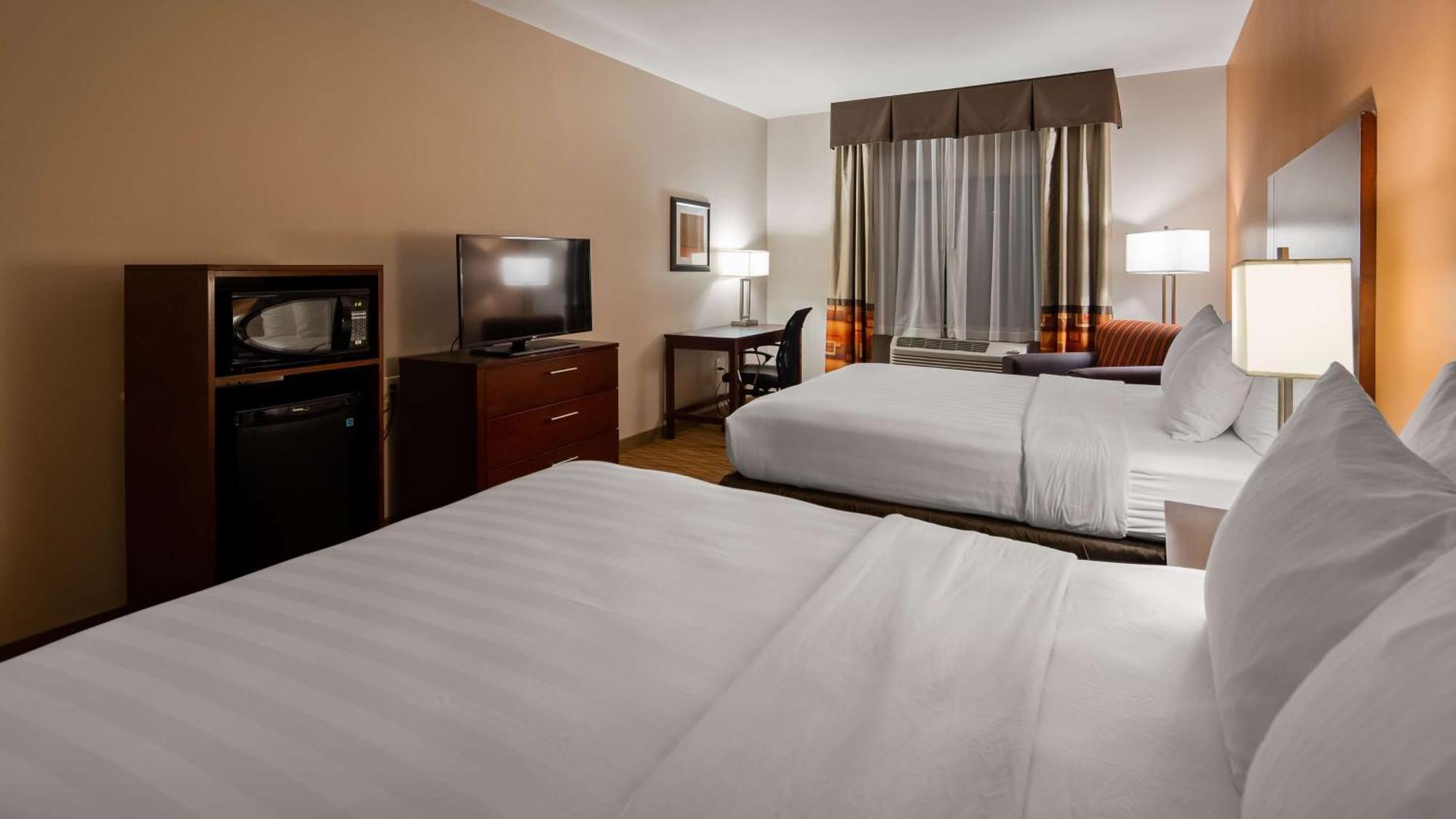 Best Western Plus Spring Inn & Suites Ngoại thất bức ảnh